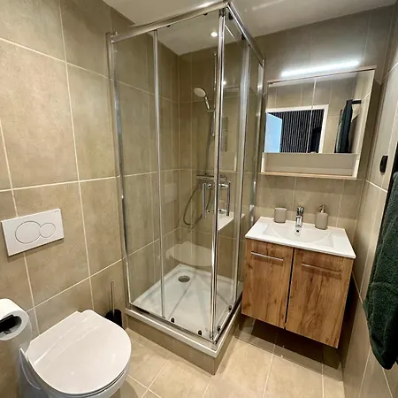 Smart Space In Eggenberg Apartment